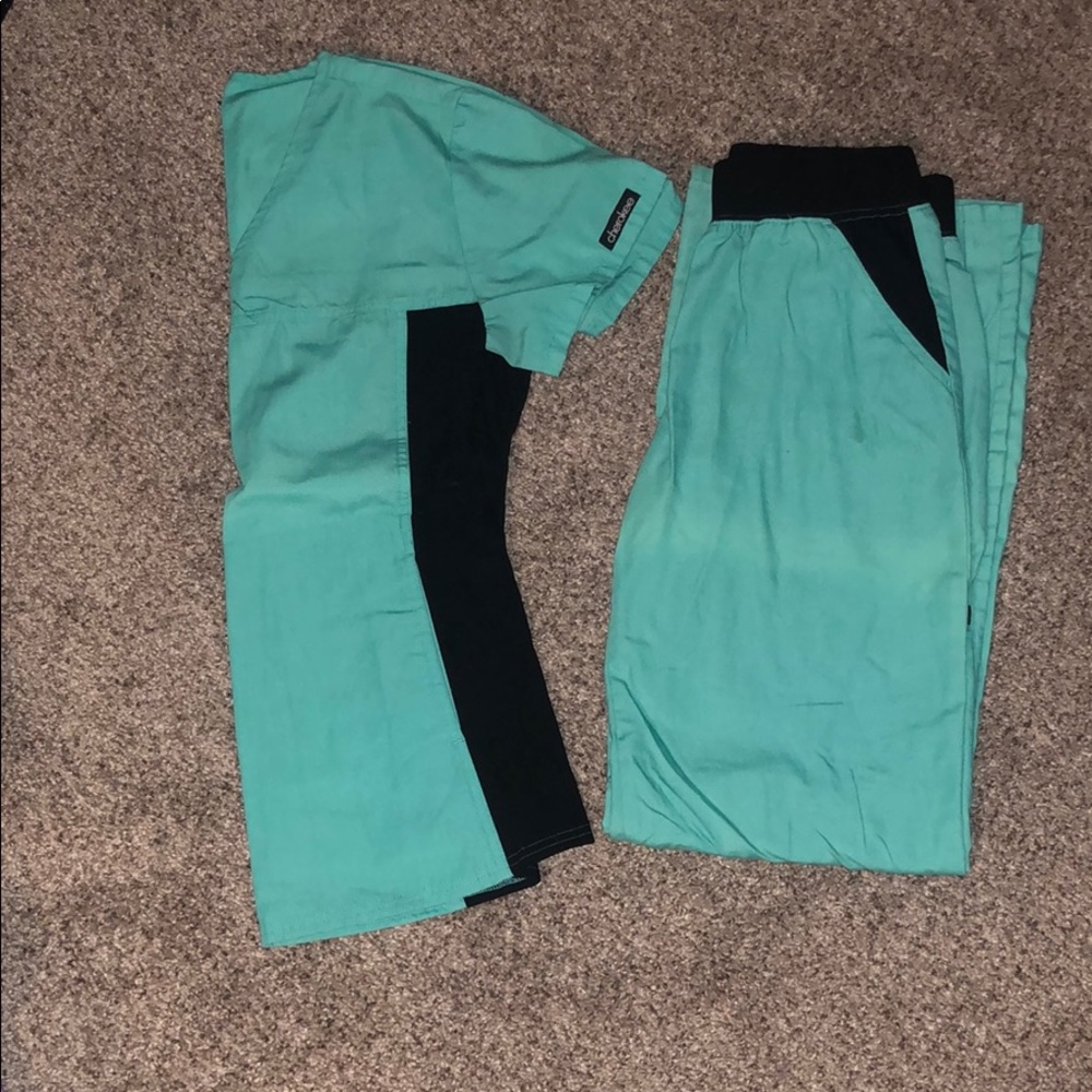 Mint Cherokee Scrub Set